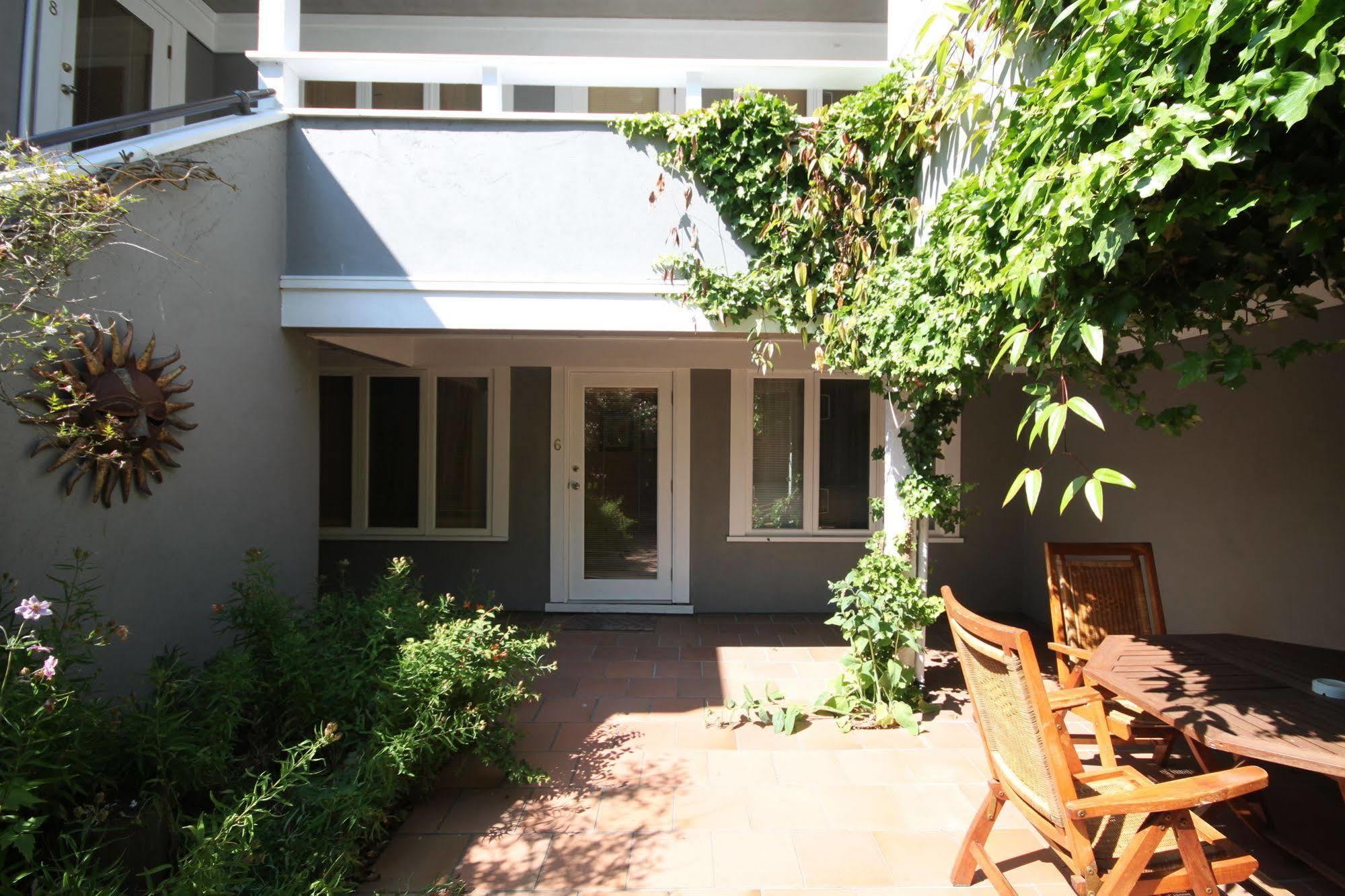 Spinnakers Gastro Brewpub & Guesthouses Βικτώρια Εξωτερικό φωτογραφία